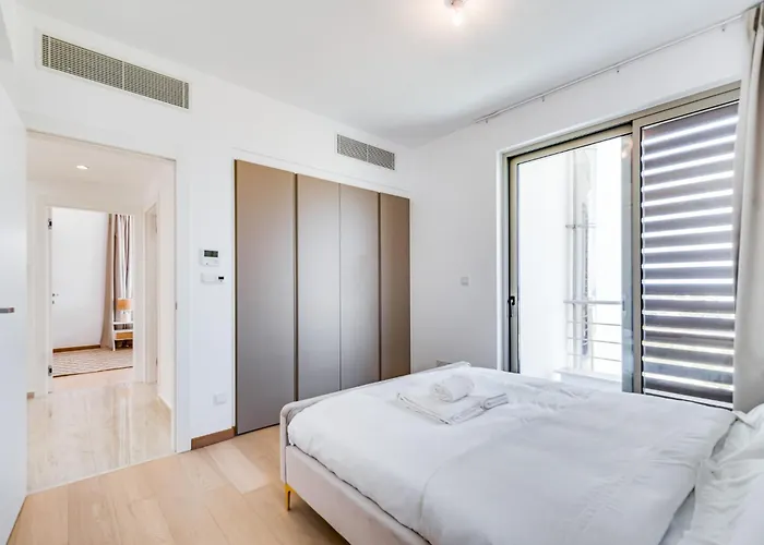 Willa Akamas Bay 42 By Becyprus Neo Chorio